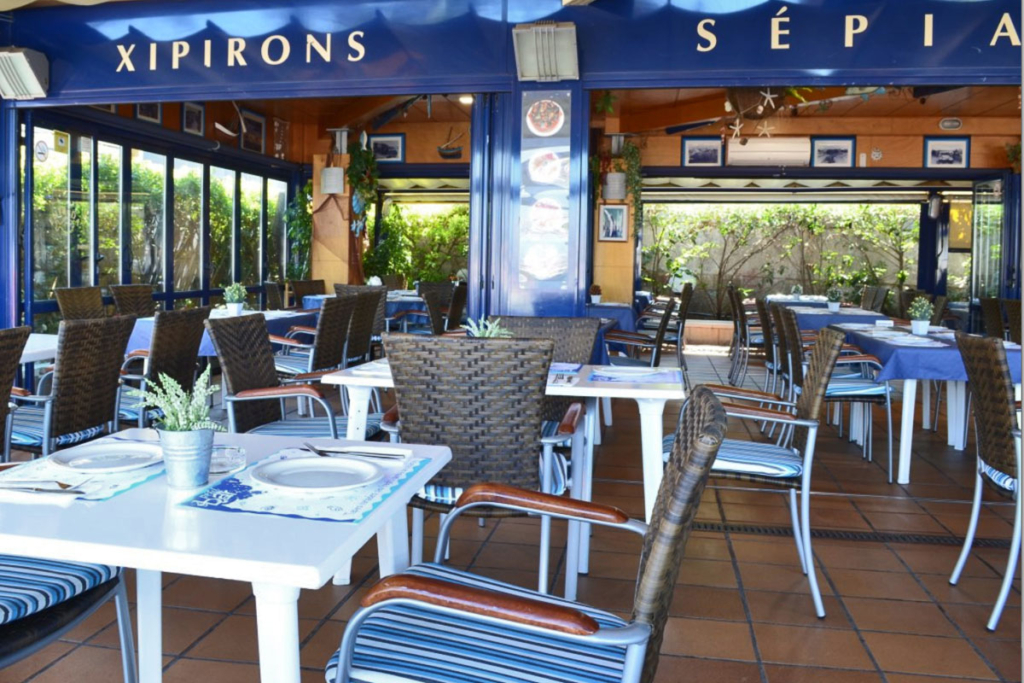 Chiringuitos en la Costa Brava, Petit Bar