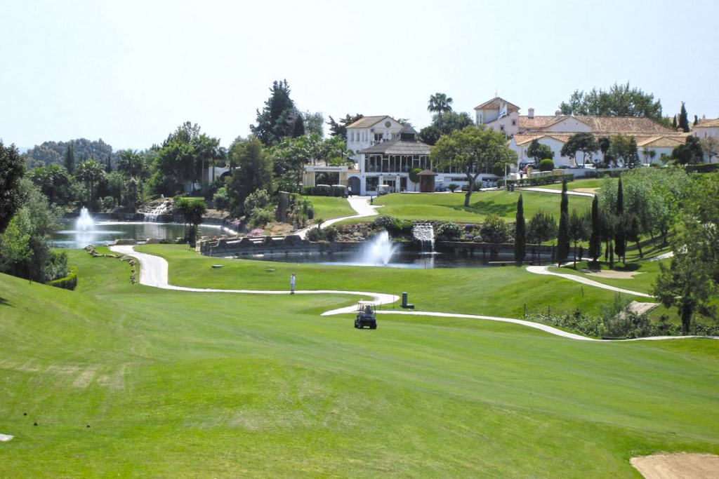 A Faustino le gusta el golf, Santa María Golf Club