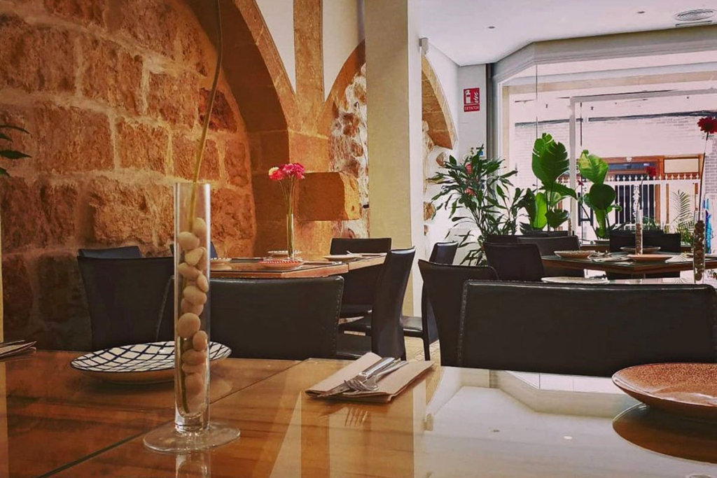 De bares por la costa de Alicante, Restaurante La Vera