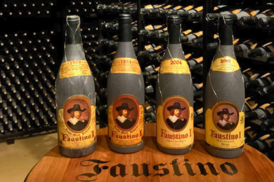 Bodegas Faustino, cata de añadas míticas
